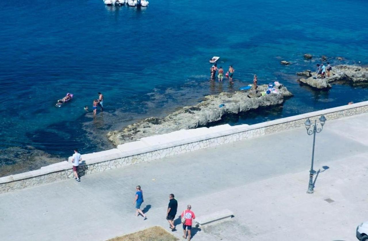 Attico Vista Mare Trapani Apartment Bagian luar foto