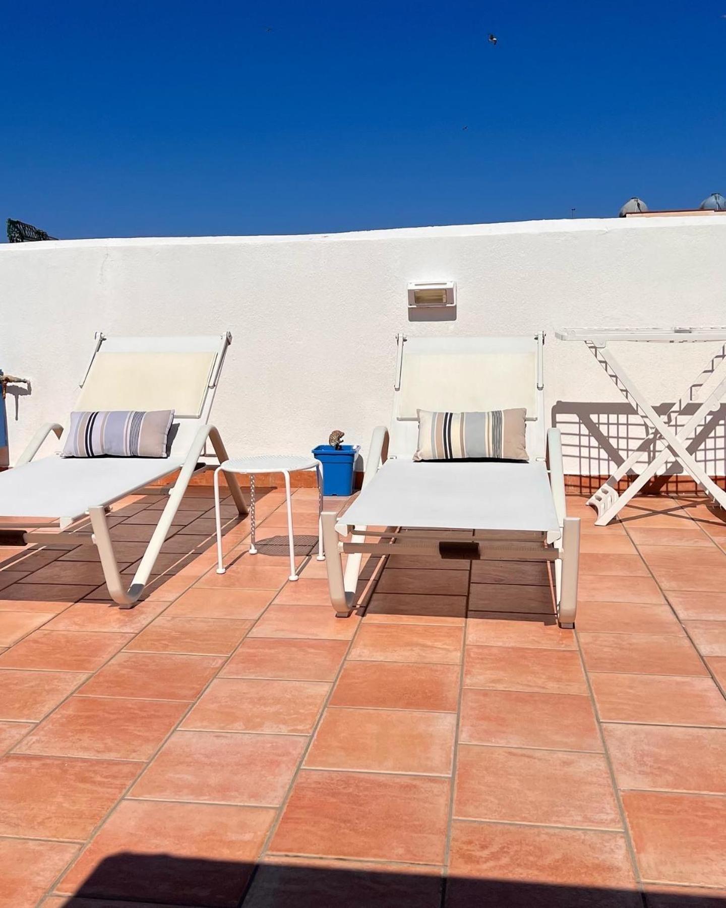 Attico Vista Mare Trapani Apartment Bagian luar foto