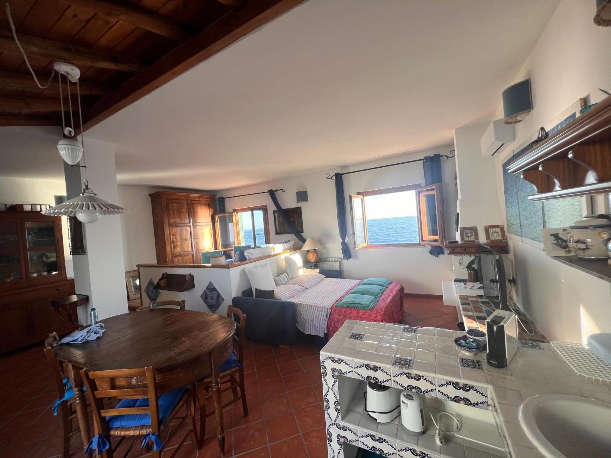 Attico Vista Mare Trapani Apartment Bagian luar foto